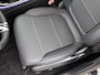 Mercedes-Benz C-klasse 300 e Business Solution Luxury | Winterpakket | Trekhaak | Panoramaschuifdak | Warmtewerend, donkergetint glas | GUARD 360° Plus | Sierdelen diamantpatroon zilvergrijs | 18 inch vijf-dubbelspaaks lichtmetalen velgen |