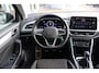 Volkswagen T-Roc 1.0 TSI 115pk Life Edition | Navigatie | Adaptive Cruise | Stoelverwarming | Side Assist | PDC
