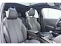 Peugeot 208 1.2T 100pk GT | Afneembare Trekhaak | Achteruitrijcamera | Panoramadak | Cruise control | Airco | Stoelverwarming | Climate control | Interieurverlichting | Stuurbediening | Sportstuurwiel |