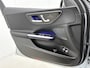 Mercedes-Benz C-klasse 300 e 140 Years Edition | Comfortpakket Plus | Nightpakket | Winterpakket | Parkeerpakket met 360°-camera | Panoramaschuifdak | 360° camera | DISTRONIC | GUARD 360° Plus | 19" multispaaks lichtmetalen AMG-velgen |