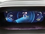 Peugeot e-2008 EV 136pk GT 50 kWh Automaat | Accu 95% | Schuif-/kanteldak | Navigatie | Climate Control | Adaptieve Cruise Control | Camera | 18"LMV | LED | Keyless Entry/Start | Apple Carplay/Android Auto |