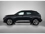 Peugeot e-2008 EV 136pk GT 50 kWh Automaat | Accu 95% | Schuif-/kanteldak | Navigatie | Climate Control | Adaptieve Cruise Control | Camera | 18"LMV | LED | Keyless Entry/Start | Apple Carplay/Android Auto |