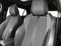 Peugeot e-2008 EV 136pk GT 50 kWh Automaat | Accu 95% | Schuif-/kanteldak | Navigatie | Climate Control | Adaptieve Cruise Control | Camera | 18"LMV | LED | Keyless Entry/Start | Apple Carplay/Android Auto |
