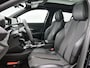 Peugeot e-2008 EV 136pk GT 50 kWh Automaat | Accu 95% | Schuif-/kanteldak | Navigatie | Climate Control | Adaptieve Cruise Control | Camera | 18"LMV | LED | Keyless Entry/Start | Apple Carplay/Android Auto |