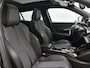 Peugeot e-2008 EV 136pk GT 50 kWh Automaat | Accu 95% | Schuif-/kanteldak | Navigatie | Climate Control | Adaptieve Cruise Control | Camera | 18"LMV | LED | Keyless Entry/Start | Apple Carplay/Android Auto |