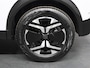 Peugeot 2008 SUV Allure Hybrid 145pk Automaat | Navigatie | 360° Camera | Climate Control | Adaptieve Cruise Control | Parkeersensoren v+a | Keyless | Dodehoeksensor | Draadloze Apple Carplay / Android Auto + telefoonlader | Digitaal instrumentenpaneel | DAB+ radio | Led koplampen | Donker getint glas | 17" lichtmetalen velgen |