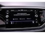 Volkswagen Taigo 1.5 TSI R-Line Business 150pk DSG Automaat, Stoelverwarming, Achteruitrijcamera, Parkeersensoren, Dodehoeksensoren, Matrix LED koplampen, Navigatie, App-connect, Climate control, DAB radio