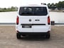 Volkswagen e-Transporter Kombi L2H1 64 kWh / 136PK | 9 persoons | Airco | Navigatie via Apple Carplay / Android auto | Privacy glass | Cruise control |