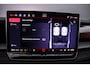 Volkswagen Tayron 1.5 eHybrid R-Line Edition 272pk DSG Automaat, Trekhaak, Panoramadak, Lederen bekleding, Stoelverwarming, Stuurverwarming, 360 camera, Harman-Kardon geluidsysteem, Parkeersensoren, Navigatie, App-connect