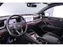 Volkswagen Tayron 1.5 eHybrid R-Line Edition 272pk DSG Automaat, Trekhaak, Panoramadak, Lederen bekleding, Stoelverwarming, Stuurverwarming, 360 camera, Harman-Kardon geluidsysteem, Parkeersensoren, Navigatie, App-connect
