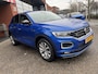 Volkswagen T-Roc 1.5 TSI Sport Business R-Line // FULL-LED // NAVI // CAMERA // APPLE CARPLAY- ANDROID AUTO // ELEK. ACHTERKLEP // ADAPTIVE CRUISE //