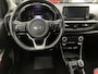 Kia Picanto 1.0 T-GDI GT-Line / NL auto / Dealer onderhouden/ 100pk / Stoel stuurverwarming / Climate control / Navigatie / Achteruitrijcamera.