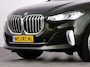 BMW 2-Serie Active Tourer 225 xDrive Luxury Line | LEDER | CAMERA | NAVI | ECC | PHEV | Sanremo Grün Metallic !