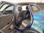 Renault Captur 120PK TCe Intens Automaat | Trekhaak | Navi | Climate Control | Cruise Control | Lichtmetalen Velgen | Bluetooth | Full LED | USB | All Season Banden | Keyless | Armsteun |