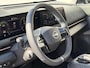 Nissan Ariya e-4ORCE Evolve 91 kWh 4WD / 306 PK / Leder / 1.500 kg Trekgewicht / Warmtepomp / 10 jaar Nissan More Garantie / Stoelverwarming voor en achter / Schuif-kantel dak / Stoelventilatie / Stuurverwarming / Rondomzicht camera / Elektrisch verstelbare stoelen met geheugen / Elektrische achterklep / Adaptieve cruise control / Apple Carplay/Android Auto /