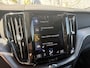 Volvo XC60 2.0 Recharge T6 AWD R-Design | Luchtvering | Bowers & Wilkins Audio | Head-Up | Trekhaak | 360 Camera | Keyless | Memory | Elektr. Stoelen | Adaptive Cruise Control | Dodehoek Detectie | Stoel + Stuurverwarming