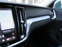 Volvo V60 2.0 B3 CORE / Trekhaak 1800kg / Camera / Stoel&amp;stuurverw. / BOVAG garantie