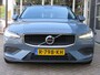 Volvo V60 2.0 B3 CORE / Trekhaak 1800kg / Camera / Stoel&amp;stuurverw. / BOVAG garantie