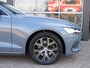 Volvo V60 2.0 B3 CORE / Trekhaak 1800kg / Camera / Stoel&amp;stuurverw. / BOVAG garantie