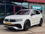 Volkswagen Tiguan 1.5 TSI 3x R-LINE DSG VOL! PANO l H/K l LEDER l SFEER l MATRIX l ACC l CAMERA l EL-STOEL l DODE-HOEK l ORG.NL l