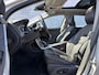 Volvo XC60 T5 245 pk Summum Aut. | Trekhaak 1800 kg | Elektrisch Bedienbare Achterklep | Parkeersensoren Voor en Achter | Parkeercamera | Navigatie | Schuif-/Kanteldak |