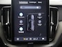 Volvo XC60 2.0 T8 Plug-in hybrid AWD Ultra Black Edition | Harman/Kardon | Ele. verstelbare stoelen + Geheugen | Ele. kofferdeksel | Panoramadak | HUD | Comfortstoelen | Adaptieve Cruise Control |