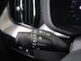 Volvo XC60 2.0 T8 Plug-in hybrid AWD Ultra Black Edition | Harman/Kardon | Ele. verstelbare stoelen + Geheugen | Ele. kofferdeksel | Panoramadak | HUD | Comfortstoelen | Adaptieve Cruise Control |