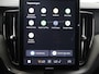 Volvo XC60 2.0 T8 Plug-in hybrid AWD Ultra Black Edition | Harman/Kardon | Ele. verstelbare stoelen + Geheugen | Ele. kofferdeksel | Panoramadak | HUD | Comfortstoelen | Adaptieve Cruise Control |