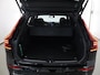 Volvo XC60 2.0 T8 Plug-in hybrid AWD Ultra Black Edition | Harman/Kardon | Ele. verstelbare stoelen + Geheugen | Ele. kofferdeksel | Panoramadak | HUD | Comfortstoelen | Adaptieve Cruise Control |