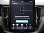 Volvo XC60 2.0 T8 Plug-in hybrid AWD Ultra Black Edition | Harman/Kardon | Ele. verstelbare stoelen + Geheugen | Ele. kofferdeksel | Panoramadak | HUD | Comfortstoelen | Adaptieve Cruise Control |