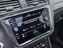 Volkswagen Tiguan 1.4 TSI eHybrid R-Line Business+ | Pano dak | Trekhaak | ACC | Camera | 19" | Navigatie |