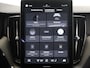 Volvo XC60 2.0 T8 Plug-in hybrid AWD Ultra Black Edition | Panoramadak | HUD | Harman/Kardon | Elek. Comfortstoelen met Geheugen | Elek. Achterklep | Cruise Control Adaptief | BLIS | Winterpakket | Apple Carplay/Android Auto |