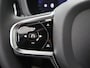 Volvo XC60 2.0 T8 Plug-in hybrid AWD Ultra Black Edition | Panoramadak | HUD | Harman/Kardon | Elek. Comfortstoelen met Geheugen | Elek. Achterklep | Cruise Control Adaptief | BLIS | Winterpakket | Apple Carplay/Android Auto |