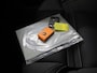 Volvo XC60 2.0 T8 Plug-in hybrid AWD Ultra Black Edition | Panoramadak | HUD | Harman/Kardon | Elek. Comfortstoelen met Geheugen | Elek. Achterklep | Cruise Control Adaptief | BLIS | Winterpakket | Apple Carplay/Android Auto |