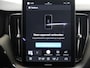 Volvo XC60 2.0 T8 Plug-in hybrid AWD Ultra Black Edition | Panoramadak | HUD | Harman/Kardon | Elek. Comfortstoelen met Geheugen | Elek. Achterklep | Cruise Control Adaptief | BLIS | Winterpakket | Apple Carplay/Android Auto |