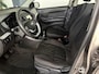 Kia Picanto 1.0 CVVT ISG Comfort Pack GEEN APK motor rookt, Schade rechts