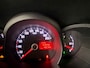 Kia Picanto 1.0 CVVT ISG Comfort Pack GEEN APK motor rookt, Schade rechts