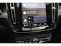 Volvo XC40 Recharge Pro 232 PK 70 KWH, SOH 96 %, Panoramadak, Trekhaak, Harman/Kardon, Memory