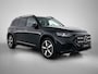 Mercedes-Benz GLB 200 Business Solution AMG 7p. 58 kWh | Premium plus pakket | Nightpakket | Trekhaak | Vast panoramadak | GUARD 360° | Burmester Surround Sound | Sportstoelen | Massage functie | 19” vijfspaaks lichtmetalen AMG-velgen |
