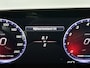 Mercedes-Benz GLB 200 Business Solution AMG 7p. 58 kWh | Premium plus pakket | Nightpakket | Trekhaak | Vast panoramadak | GUARD 360° | Burmester Surround Sound | Sportstoelen | Massage functie | 19” vijfspaaks lichtmetalen AMG-velgen |