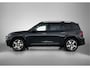 Mercedes-Benz GLB 200 Business Solution AMG 7p. 58 kWh | Premium plus pakket | Nightpakket | Trekhaak | Vast panoramadak | GUARD 360° | Burmester Surround Sound | Sportstoelen | Massage functie | 19” vijfspaaks lichtmetalen AMG-velgen |