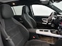 Mercedes-Benz GLB 200 Business Solution AMG 7p. 58 kWh | Premium plus pakket | Nightpakket | Trekhaak | Vast panoramadak | GUARD 360° | Burmester Surround Sound | Sportstoelen | Massage functie | 19” vijfspaaks lichtmetalen AMG-velgen |