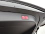 Mercedes-Benz GLB 200 Business Solution AMG 7p. 58 kWh | Premium plus pakket | Nightpakket | Trekhaak | Vast panoramadak | GUARD 360° | Burmester Surround Sound | Sportstoelen | Massage functie | 19” vijfspaaks lichtmetalen AMG-velgen |