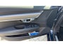 Volvo V90 2.0 T4 Momentum | Automaat | Trekhaak | ACC | ECC | Stoel + Stuur + Achterbank Verwarming | 18"LMV | PDC | LED dagrijverlichting |