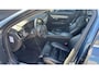 Volvo V90 2.0 T4 Momentum | Automaat | Trekhaak | ACC | ECC | Stoel + Stuur + Achterbank Verwarming | 18"LMV | PDC | LED dagrijverlichting |