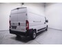 Opel Movano 2.2D 140 pk Automaat L3H2 Airco ECC, Apple Carplay Camera, Laadruimte Pakket, PDC V+A, 3-Zits