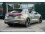Audi Q8 60 TFSI e quattro Pro Line S Competition | Oak Green Pearl Effect (Audi Exclusive) | Panoramadak | Trekhaak | Head-up Display | Vierwielbesturing |  Bang & Olufsen Soundsystem | Luchtvering | Stoelventilatie en massagefunctie | Garantie 3 jaar / 100.000 KM |