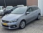Peugeot 308 SW 1.2 Automaat - Trekhaak - LED - Panorama dak