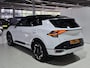 Kia Sportage 1.6 T-GDi Plug-in Hybrid AWD GT-PlusLine ,Trekhaak, NL Auto, Schuif kantel dak, Stoel en Stuur verwarming, Apple Carplay/Android Auto.