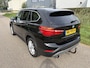 BMW X1 sDrive18i Centennial Executive / NAVI / CRUISE / AIRCO / TREKHAAK / 101dkm! NAP!